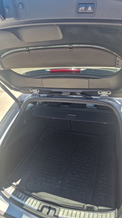 Toyota corolla 2.0 hybrid Premium