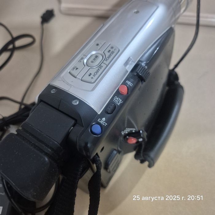 Видеокамера Panasonic NV-VZ18