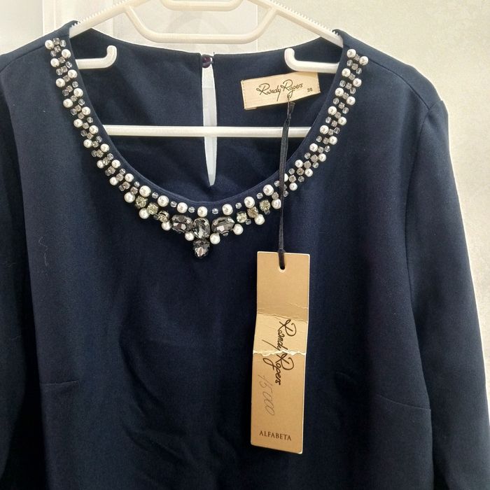 Продаётся платье