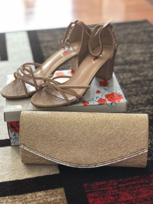 Дамски сандали и чанта