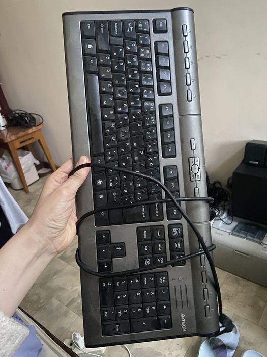 Продам монитор philips за символическую сумму