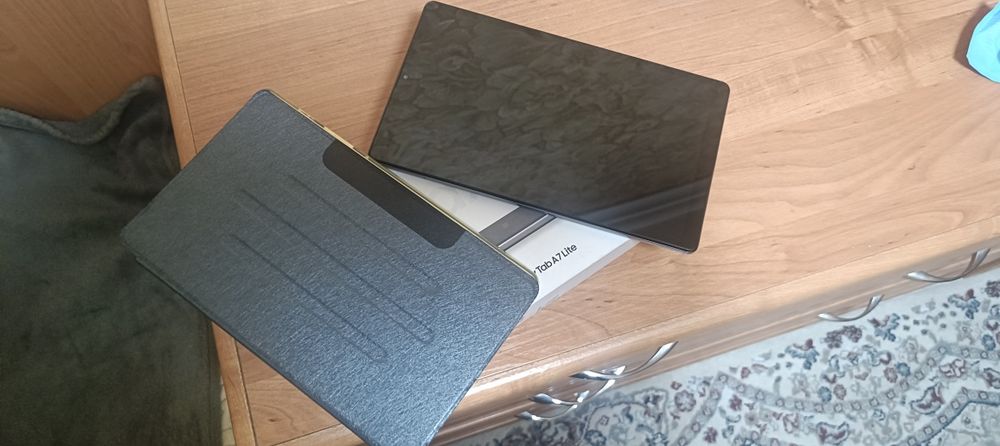 Продам планшет Samsung galaxy Tab A7 lite