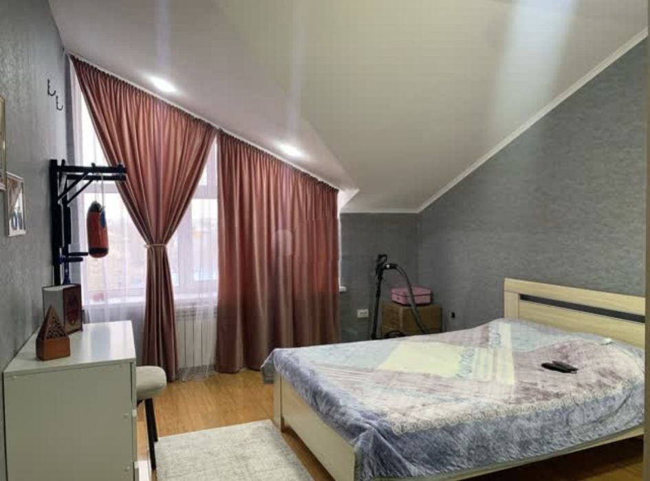 Продается двух комнатная квартира