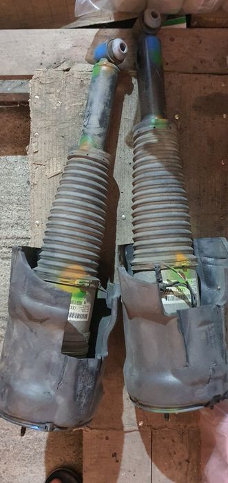 Perne aer Audi A8 2012-2015 spate