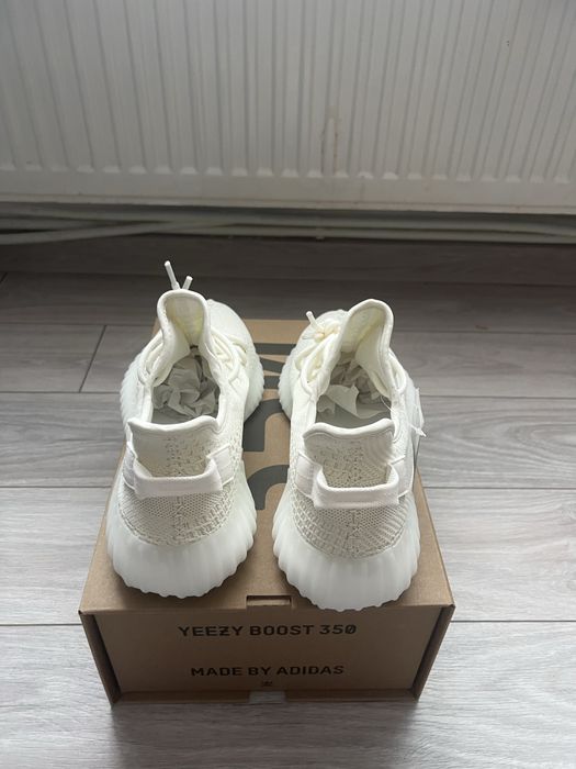 Vand Yeezy 350 Bone White
