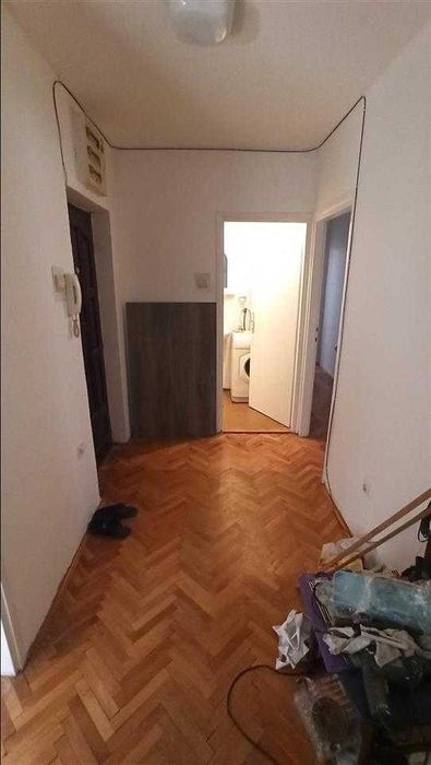 Дава се под наем Тристаен апартамент в Пловдив, Западен - 91 кв.м за 448.8 € - Снимка #2