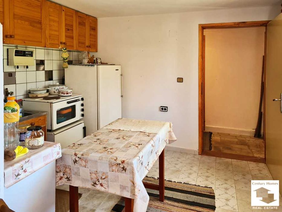 Продава се Къща в с. Балван, Област Велико Търново - 220 кв.м за 682 €/кв.м - Снимка #3