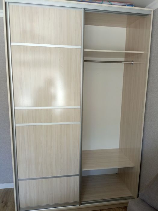 Срочно продам шкаф-купе