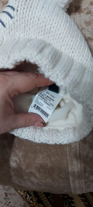 Продам новый комплект и шапочку!