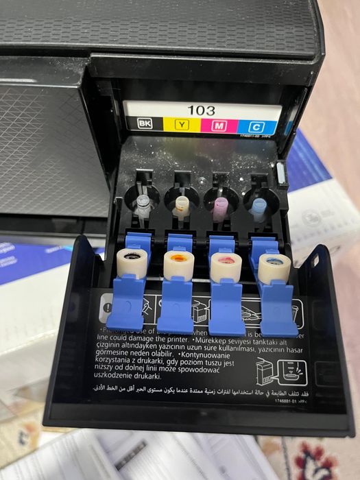 Принтер EPSON с комплектом