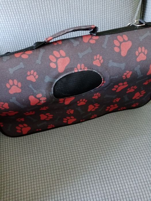 Продам сумку переноску для животных.