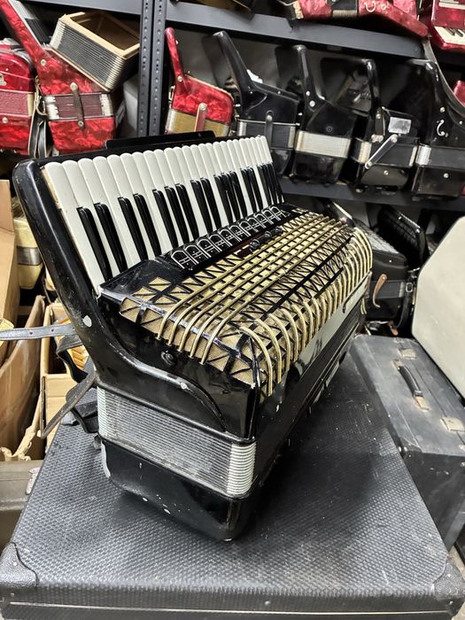 Acordeon Hohner Atlantic IV deluxe cu surdina