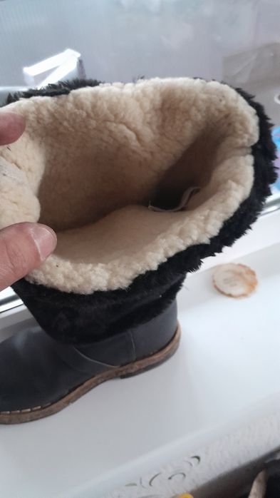 Продам унты мужские