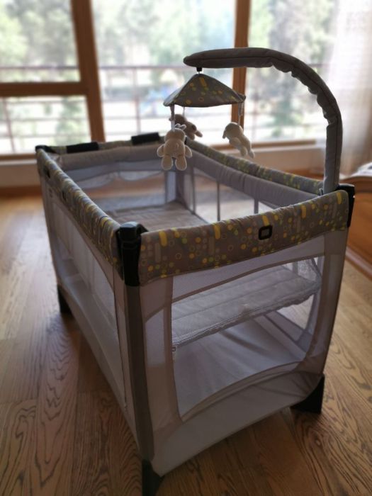 Кроватка-манеж Chicco