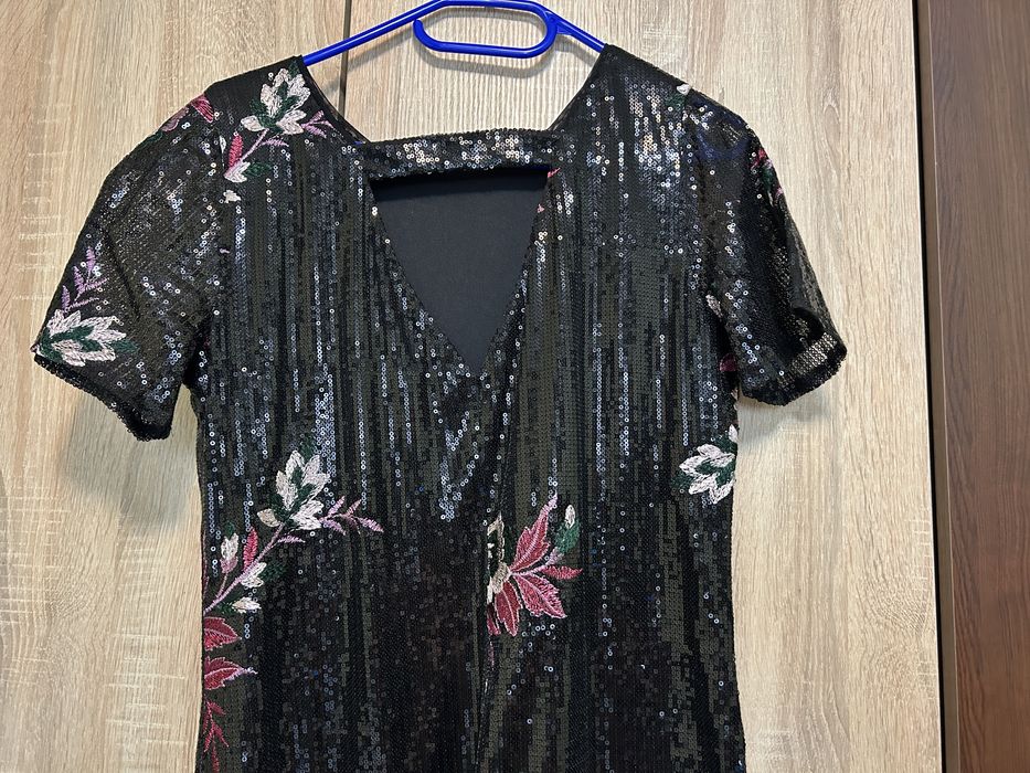 Rochie paiete marimea M