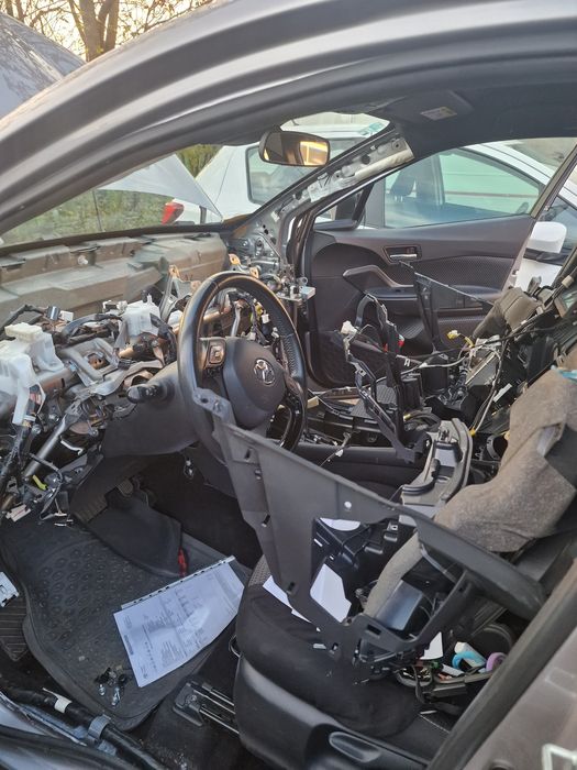 Montaj camere bord senzori parcare carlige remorcare diagnoza auto