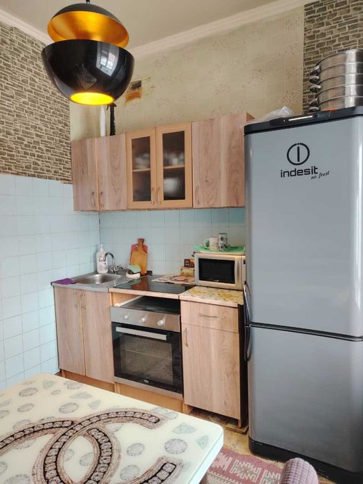 Продам 2-х квартиру кирпич 4/5эт, 60 кв.ул.Казахстан д.118