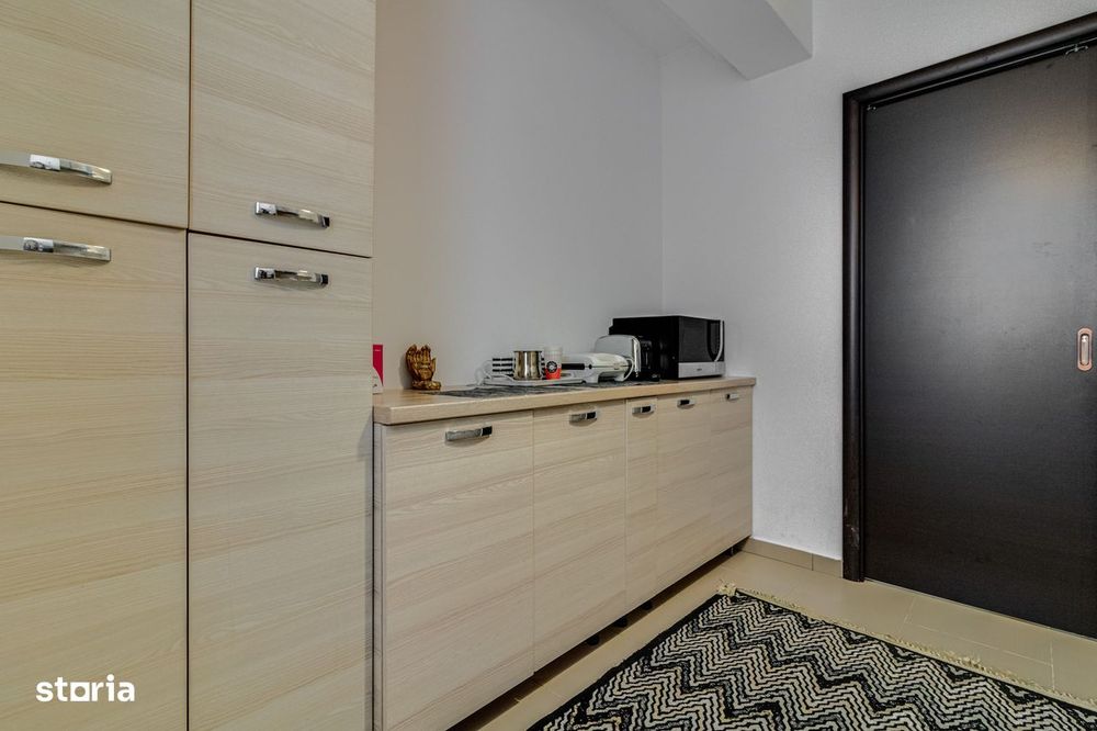 3 camere, LUMINOS, 100 mp + gradina 150 mp, View SUPERB,  Parcare!