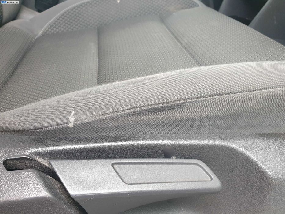 Interior Textil 5 Locuri Fara Incalzire Scaun Scaune Stanga Dreapta Fata si Bancheta cu Spatar Volkswagen Touran 1T3 2010 - 2015 [K5535]