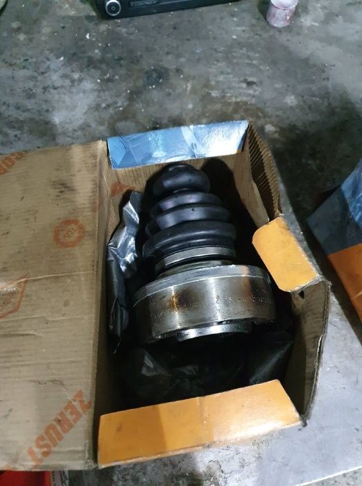 cap planetara spidan audi 80-90-100,originala si nouă