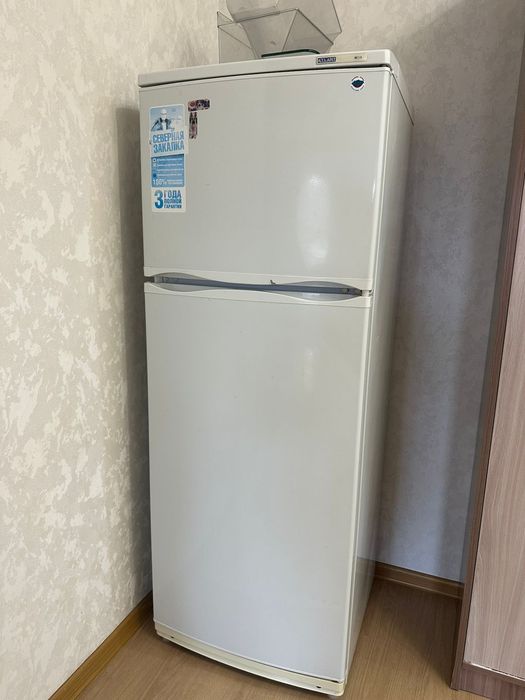 Продам холодильник