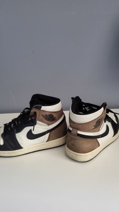 Jordan 1 dark mocha 42.5