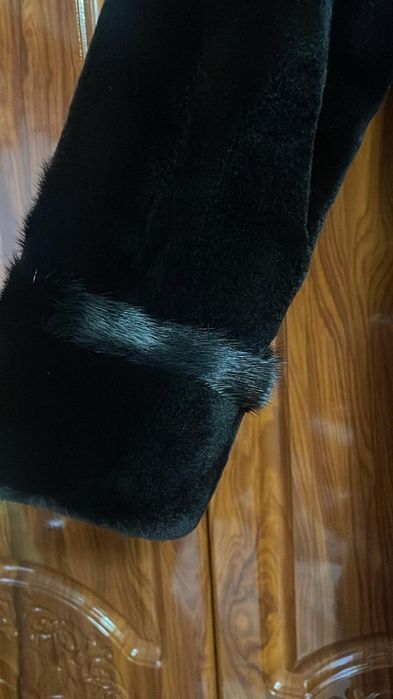 Продам шубу в отличном состоянии