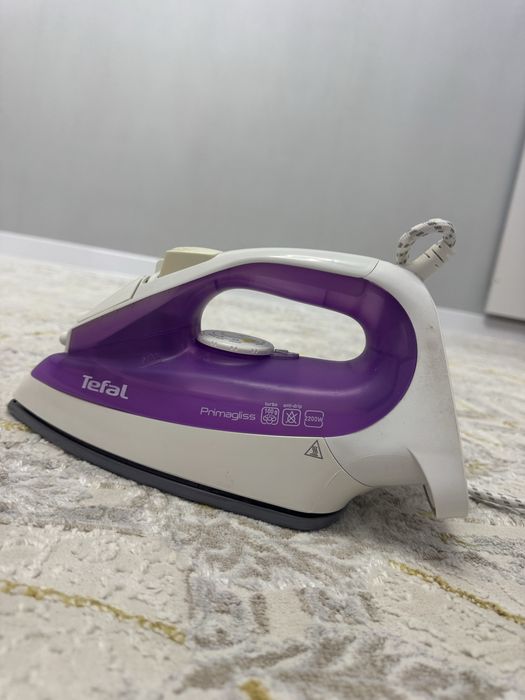 Продам утюг Tefal