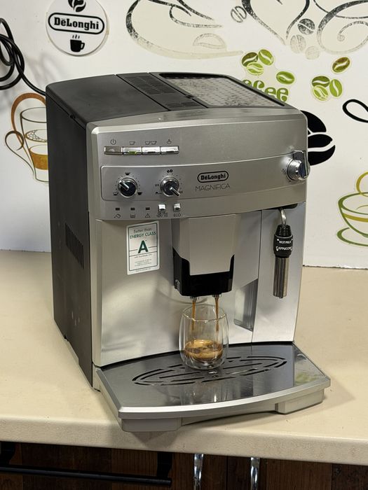 Кафемашина кафе автомат delonghi magnifica с гаранция