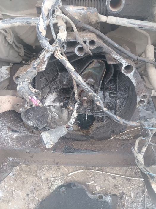 Продам запчасти ауди80