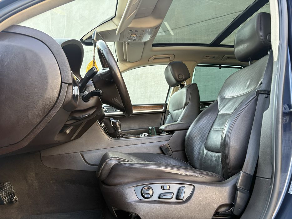 VOLKSWAGEN Touareg 2012 — imagine 5