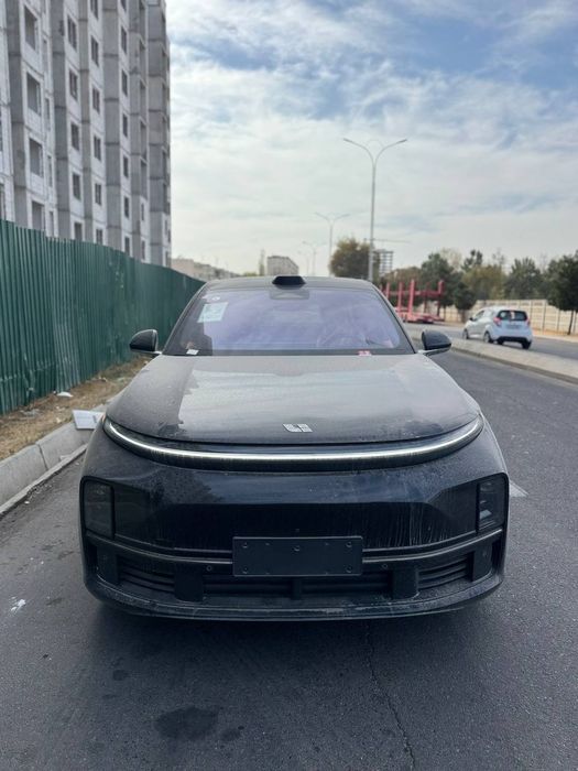 Lixiang L7  L9 Ultra (до рейсталинг) 2025
Цвет: чёрный на чёрном -US