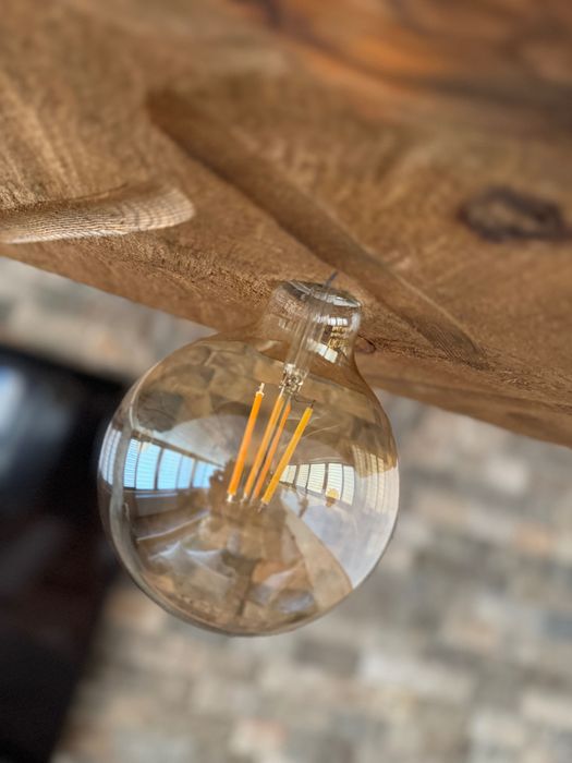 Ръчно изработен полилей от масивно дърво