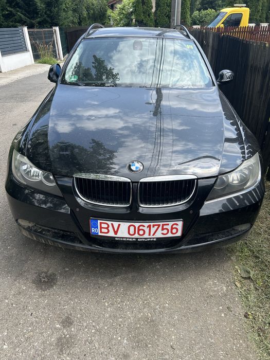 Capota bara fata faruri trager motor n46b20 seria 3 e90e91