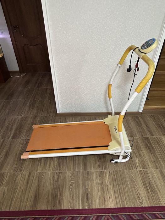 Беговая дорожка элетрическая