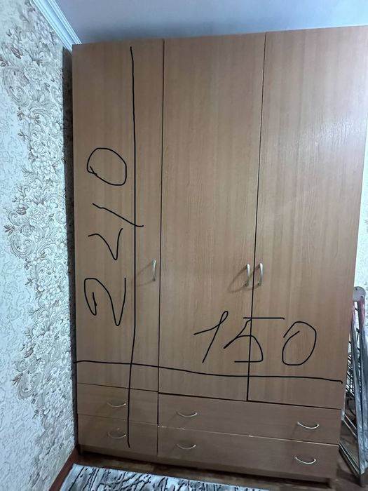 Продам шифоньер 240х150