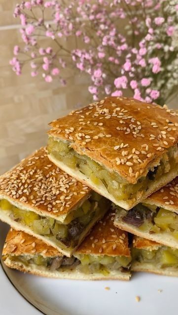 Выпечка, салаты, пироги