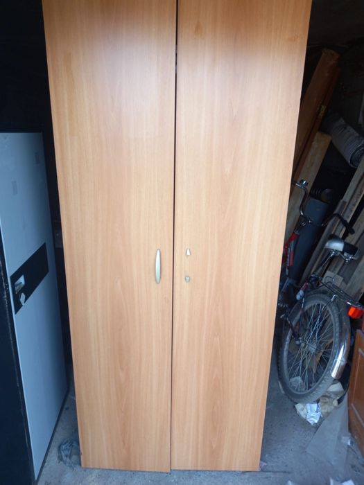 продам шкаф для одежды