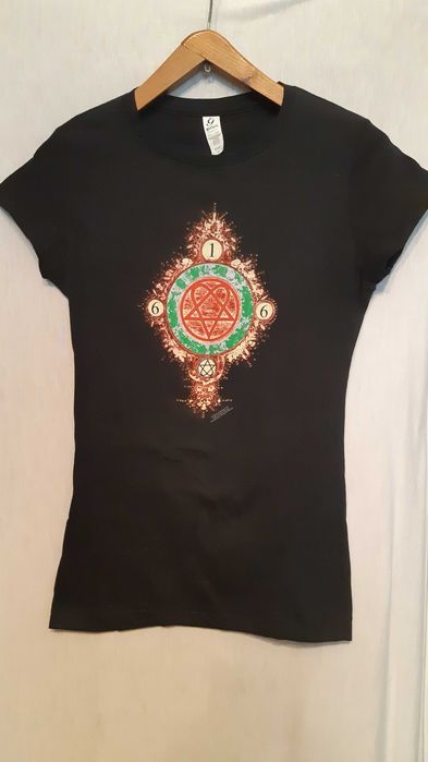 Tricouri dama diferite modele si culori - 8 buc - pret pe bucata