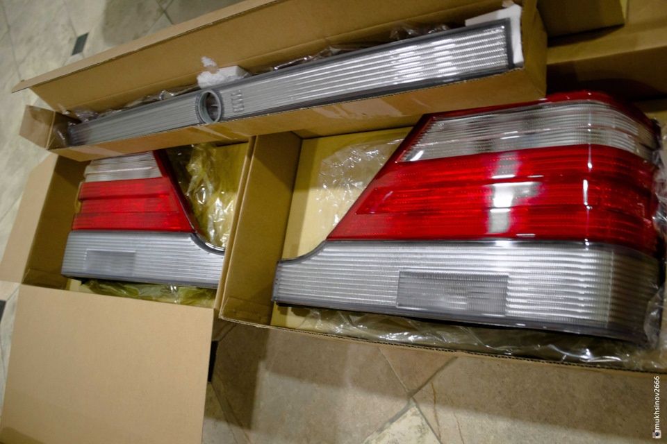 Задние фонари w140