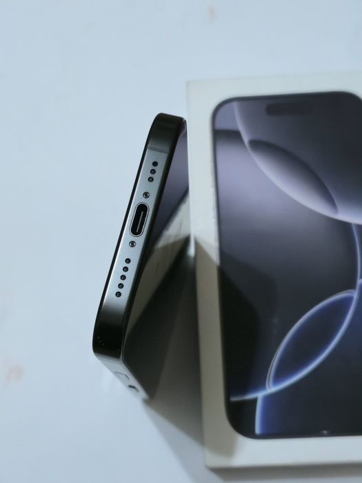 Vand/schimb iPhone 16 Pro 256gb Black