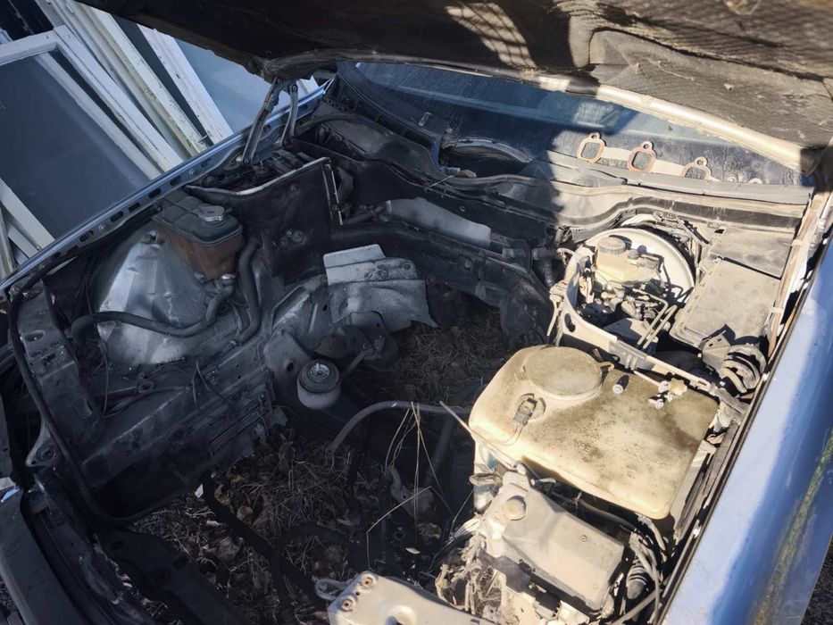 Мерцедес C класа на части