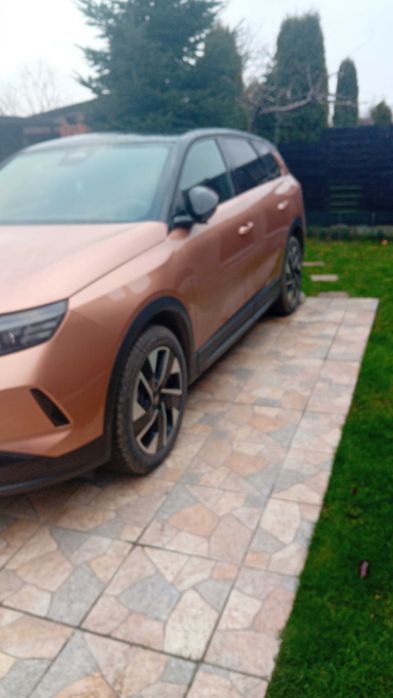 noul Opel Grandland 1.2benzina hibrid baterie 48v