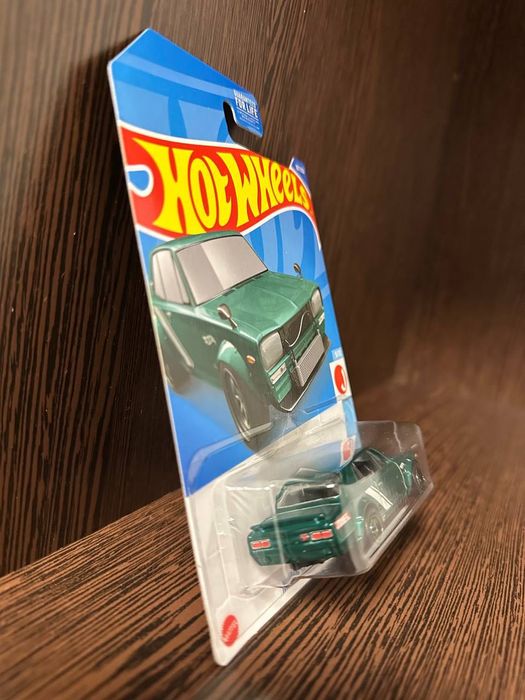 Hot Wheels Nissan Skyline HT 2000GT-X Super Treasure Hunt STH + protec