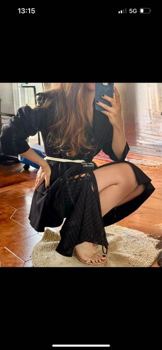 Costum  cu fusta  lana virgină fina Max Mara