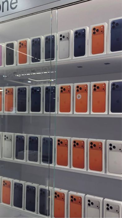 iPhone 17 Pro Max 512GB esim Blue Silver Orange