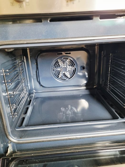 Set plită Candy pe gaz + cuptor electric Hotpoint Ariston, aproape noi