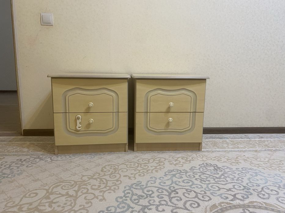 Продам спальный гарнитур