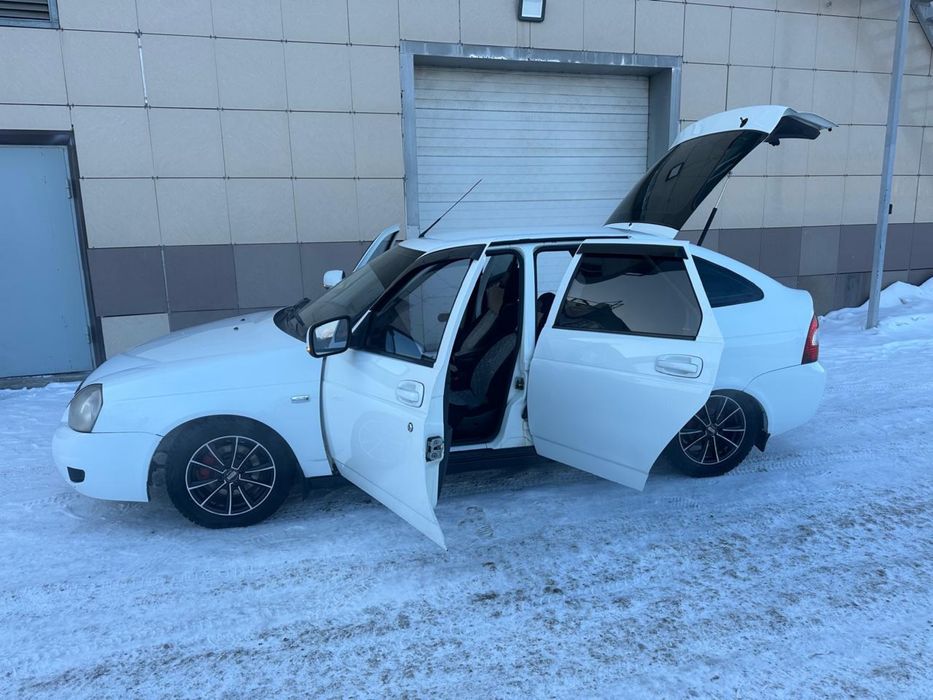 Продам машину LADA PRIORA