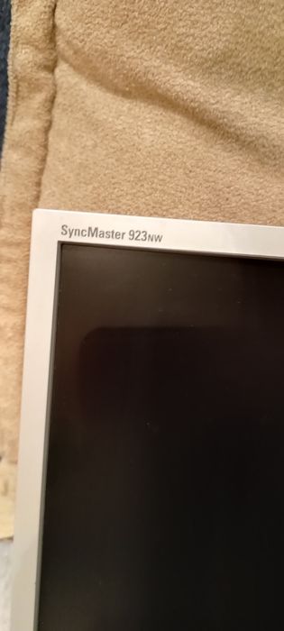 Samsung SyncMaster 923NW